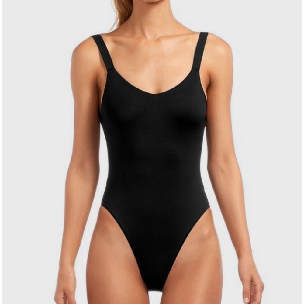 NWT Vitamin A Leah Swimsuit Black Ecolux